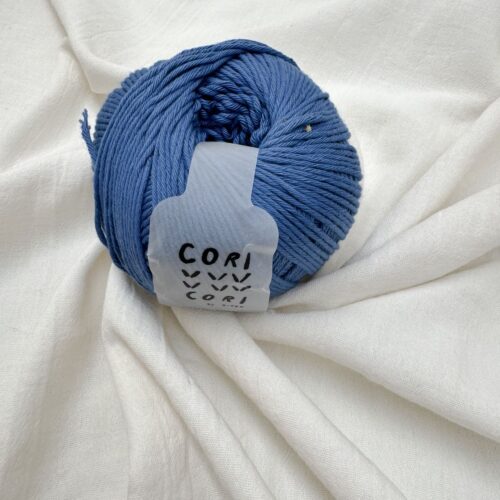 Hilado Cori Cori-100 gramos Worsted CC033 AZUL FRANCIA
