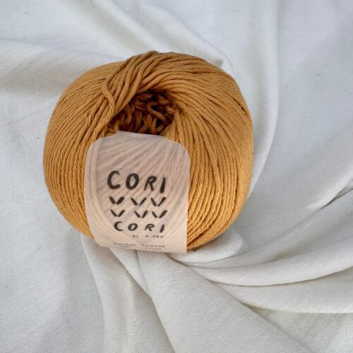 Hilado CORI CORI-100 gramos Worsted CC020 AMARILLO OCRE